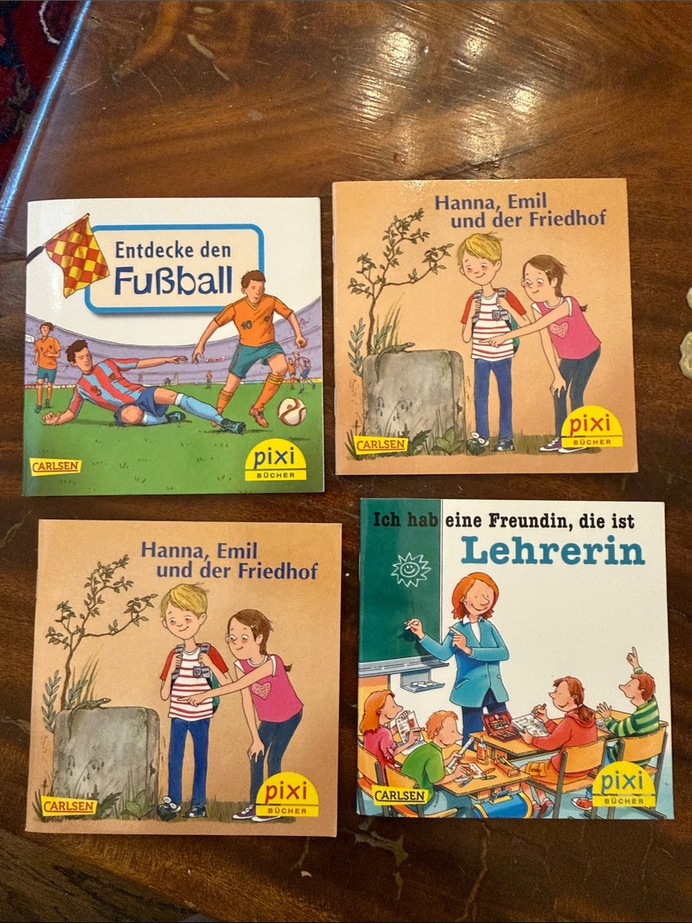 Pixi Bilderbuch-Set. Kids book set in German